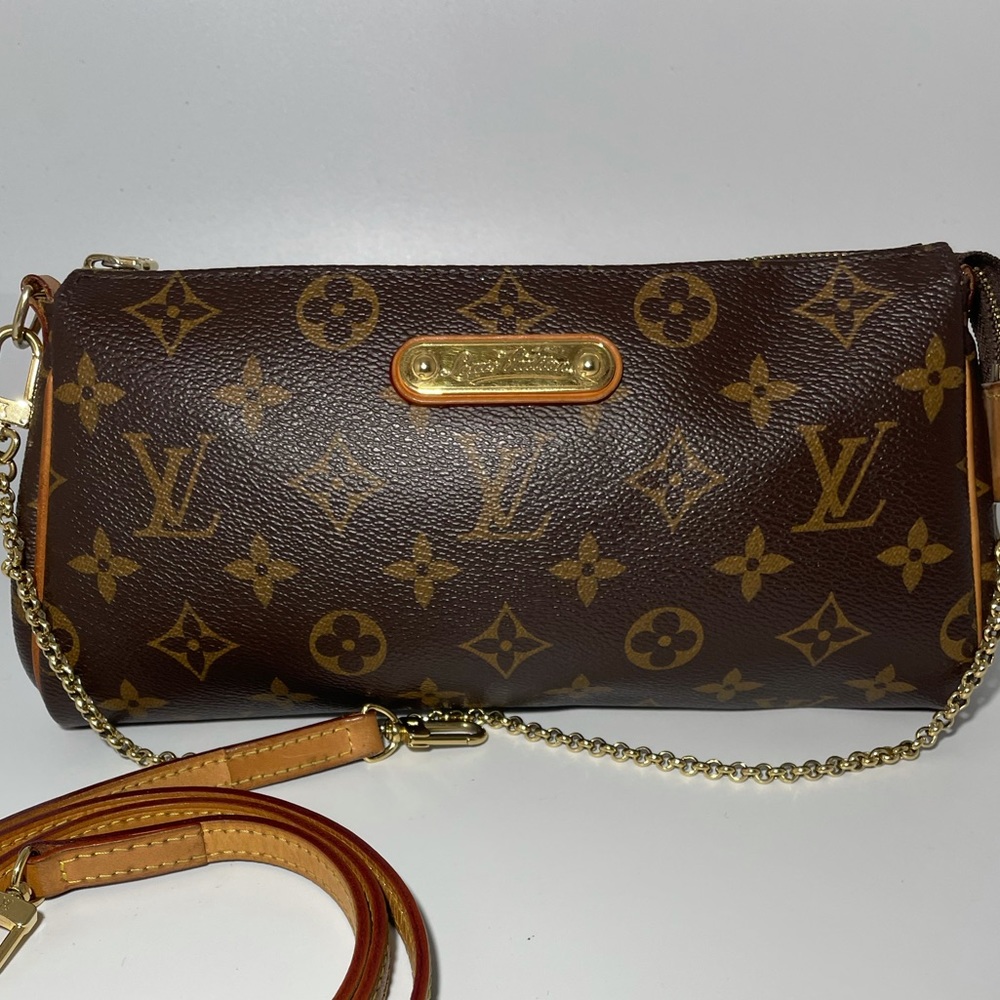 Monogram Eva Clutch